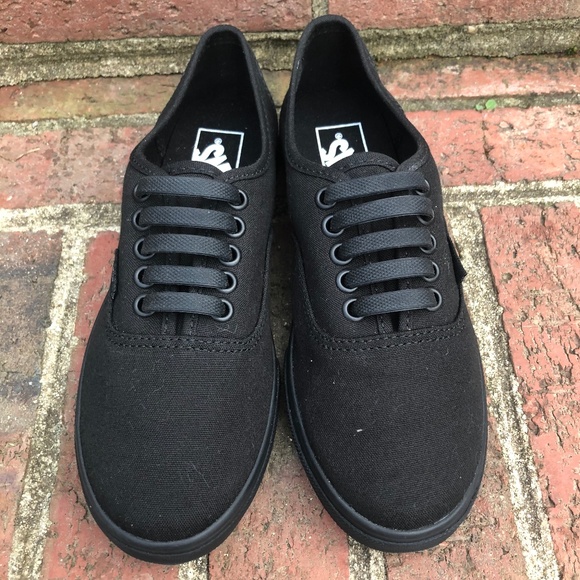 vans lo pro black black